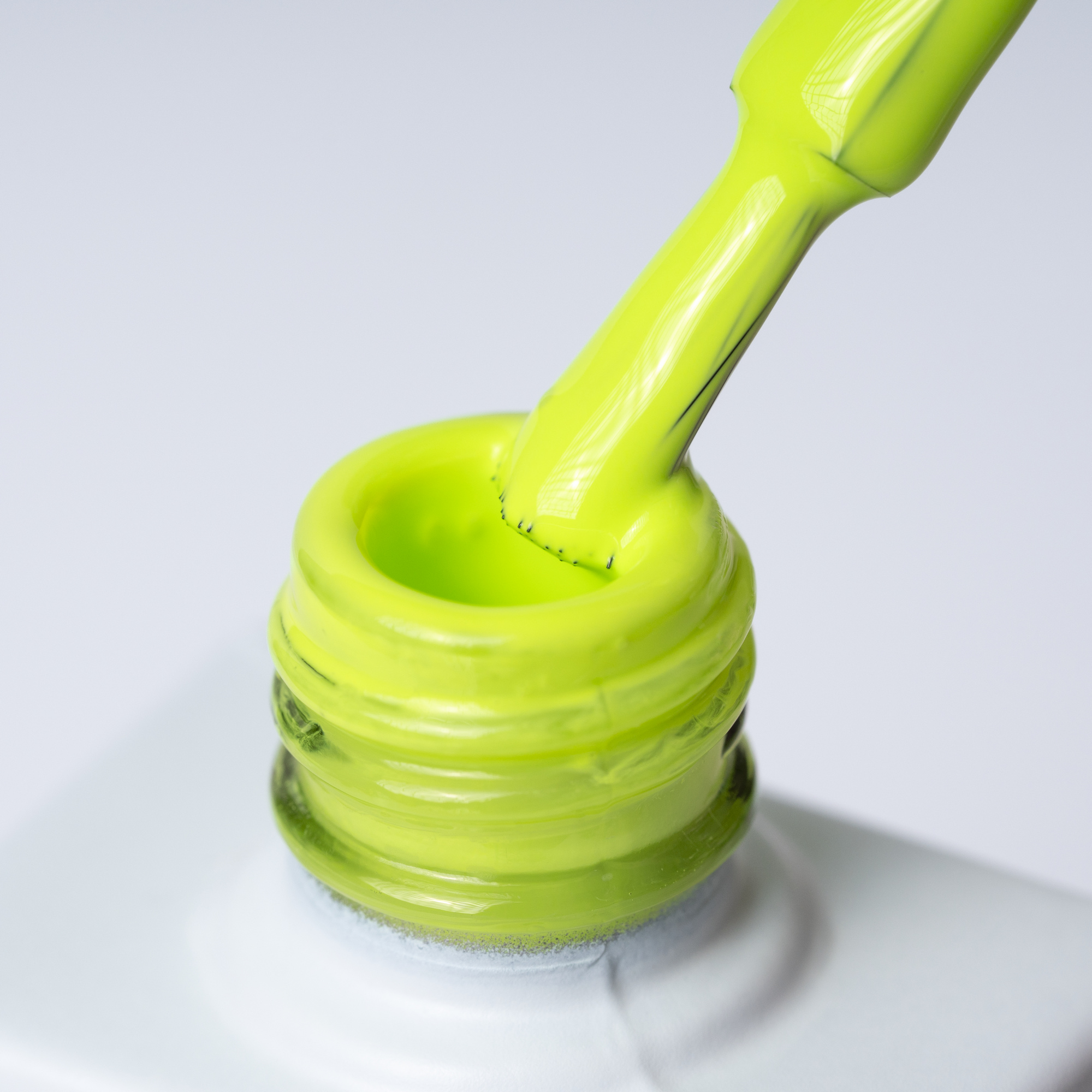 Inveray hybrid gél lakk neon világozöld No. 007 ENERGY - Image 2