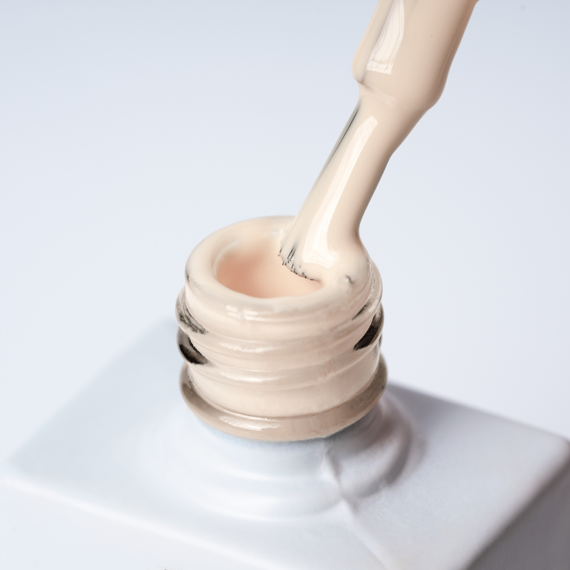 Inveray hybrid gél lakk ekrü No. 121 BORACAY BAY - Image 2